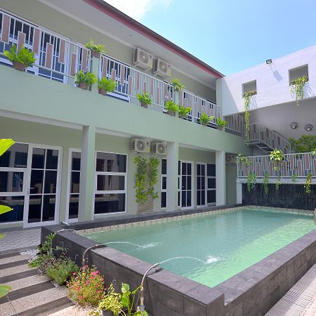 Oyo 583 Puri Gejayan Asri Syariah Hotel Kejayan Eksteriør billede