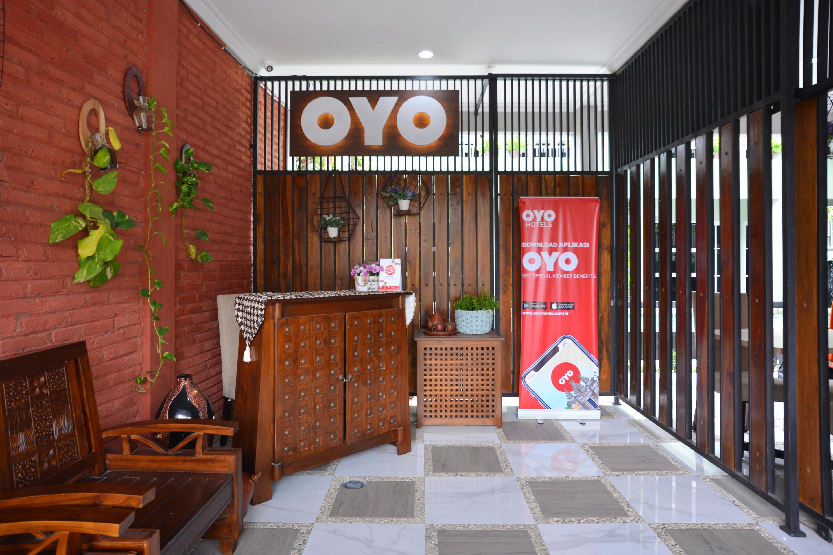 Oyo 583 Puri Gejayan Asri Syariah Hotel Kejayan Eksteriør billede