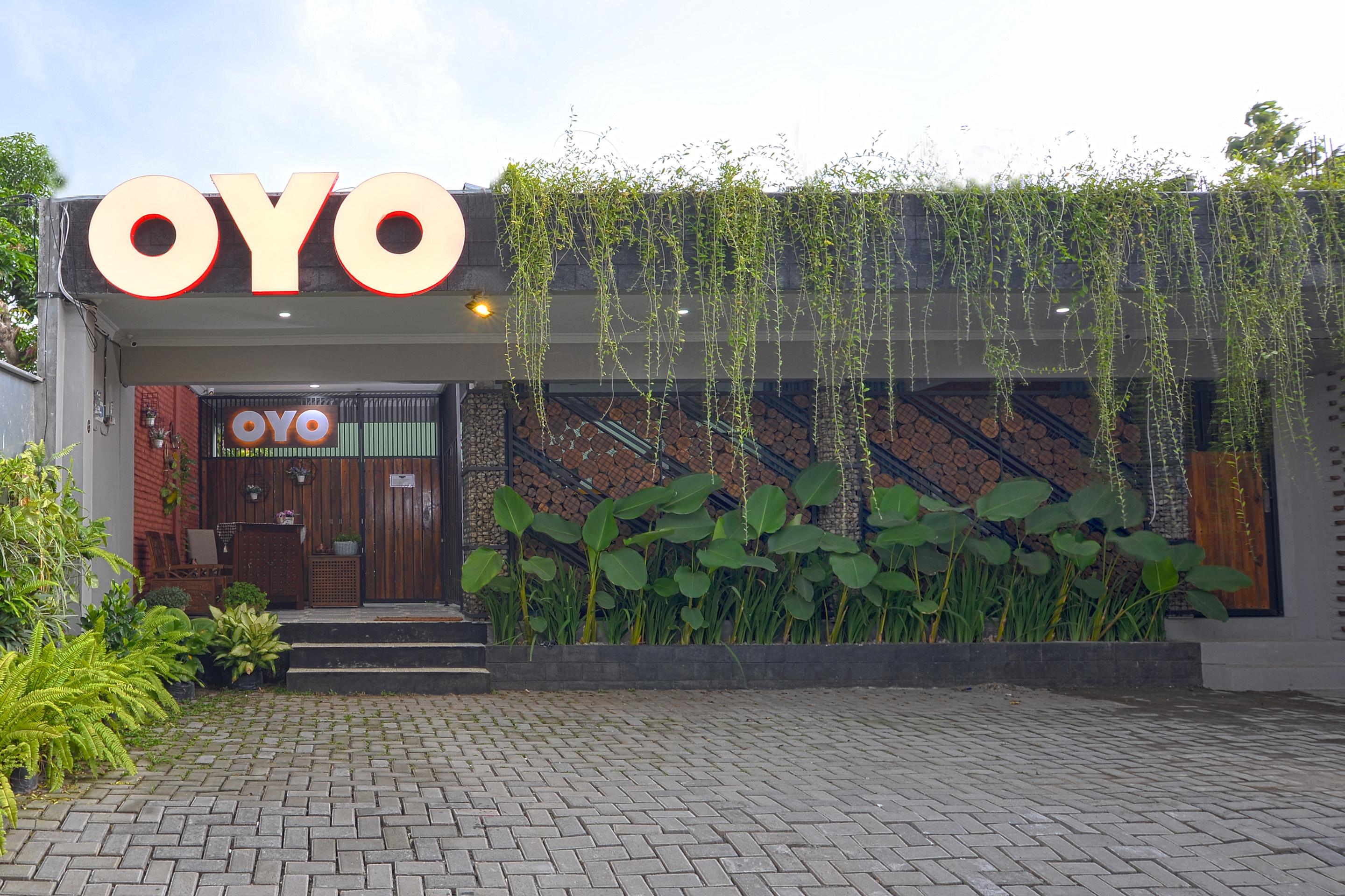 Oyo 583 Puri Gejayan Asri Syariah Hotel Kejayan Eksteriør billede